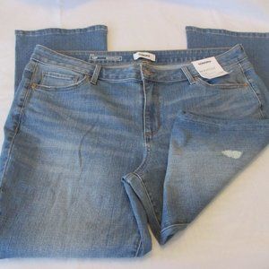 NWT - SONOMA BootCut distressed Jeans - Mid Rise - sz 18P